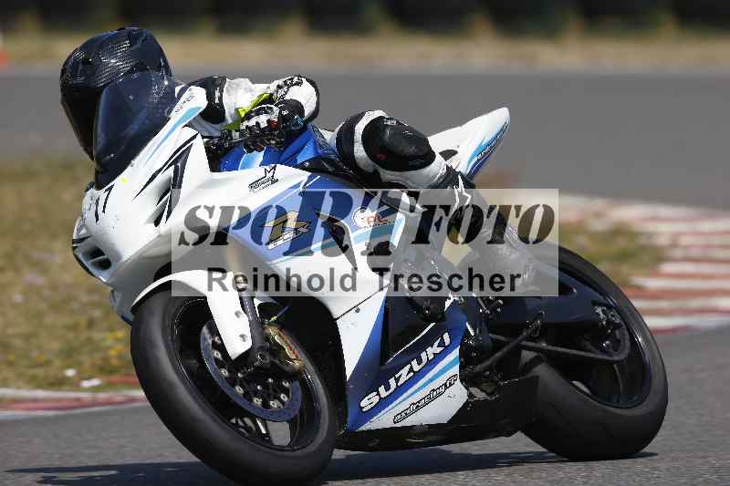 Archiv-2023/28 05.06.2023 Moto Club Anneau du Rhin/blanc-novice/17